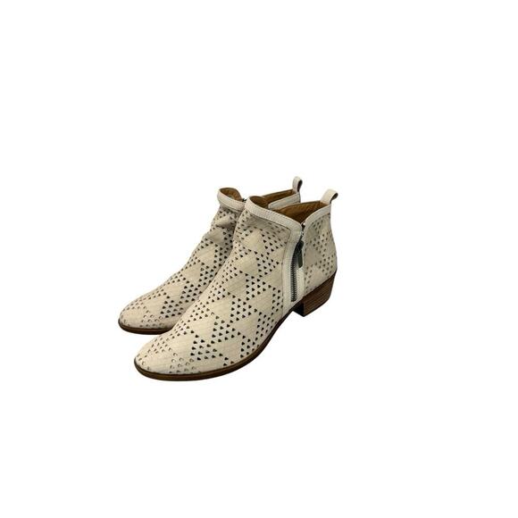Lucky Brand Women Basel3 Leather Perforated Cream Ankle Bootie Western 9.5 W - Picture 1 of 8